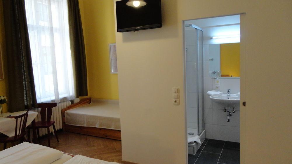 Lehrerhaus Hotel 2*
